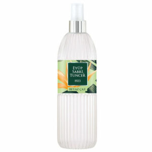 Introducing the Eyüp Sabri Tuncer White Tea 150 ml Spray Cologne in a convenient. This refreshing and uplifting cologne is perfect for everyday use, with a light and invigorating white tea scent that lingers throughout the day.