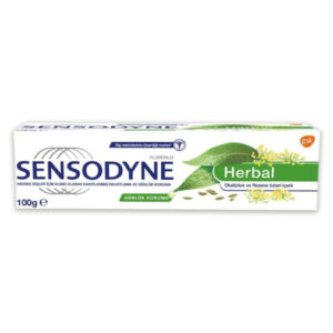 Sensodyne Eucalyptus & Fennel Toothpaste for Sensitive Teeth 100ml